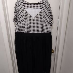 Eshakti Black and White Dress with Tulle Skirt Size 28